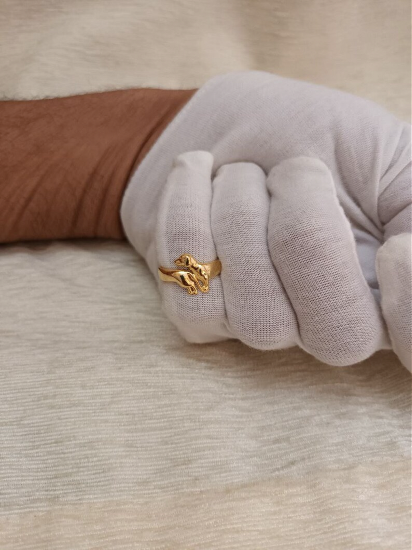 14k gold Dachshund Dog Ring