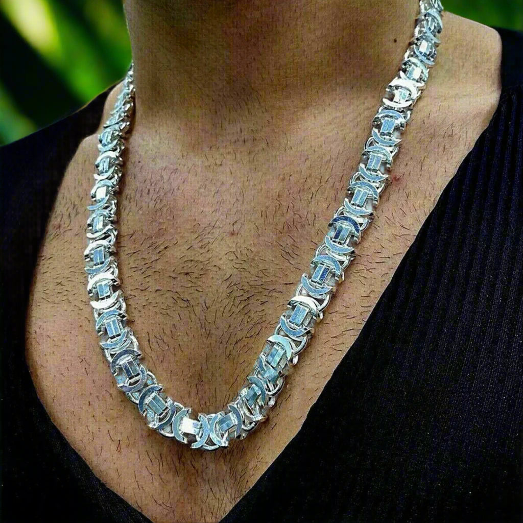 ✨ Upgrade Your Look! ✨ This 13mm Men's Flat Byzantine Necklace is crafted from 925 Sterling Silver, featuring intricate flat links for a bold and sophisticated style. Perfect for everyday wear or as a statement piece. 💎 Secure your handcrafted Byzantine chain today! 🛍️ Free Shipping Available 🚚 #MensJewelry #ByzantineChain #SterlingSilver #SilverNecklace #JewelryForMen
