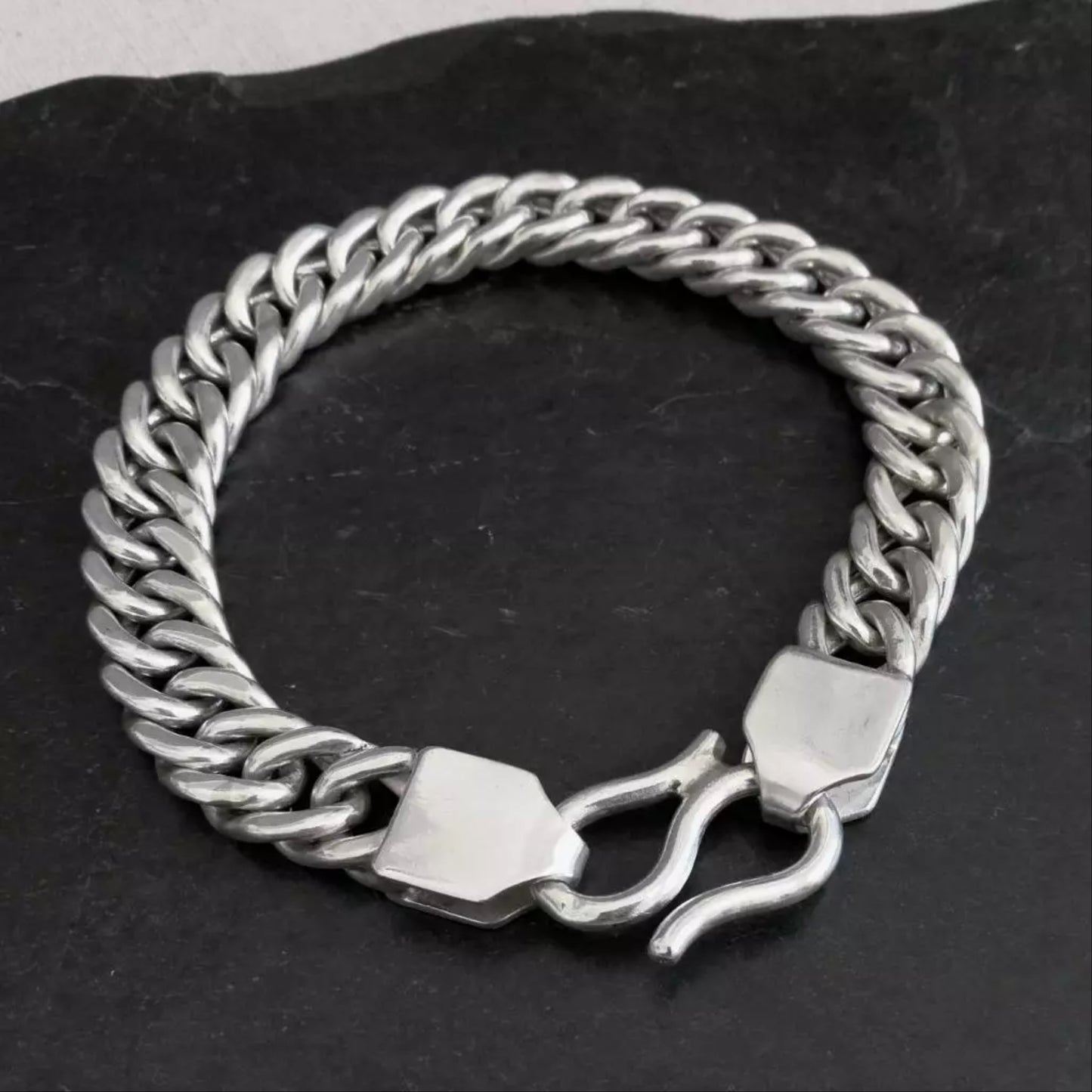 Geflochtenes flaches Panzerkettenarmband für Herren