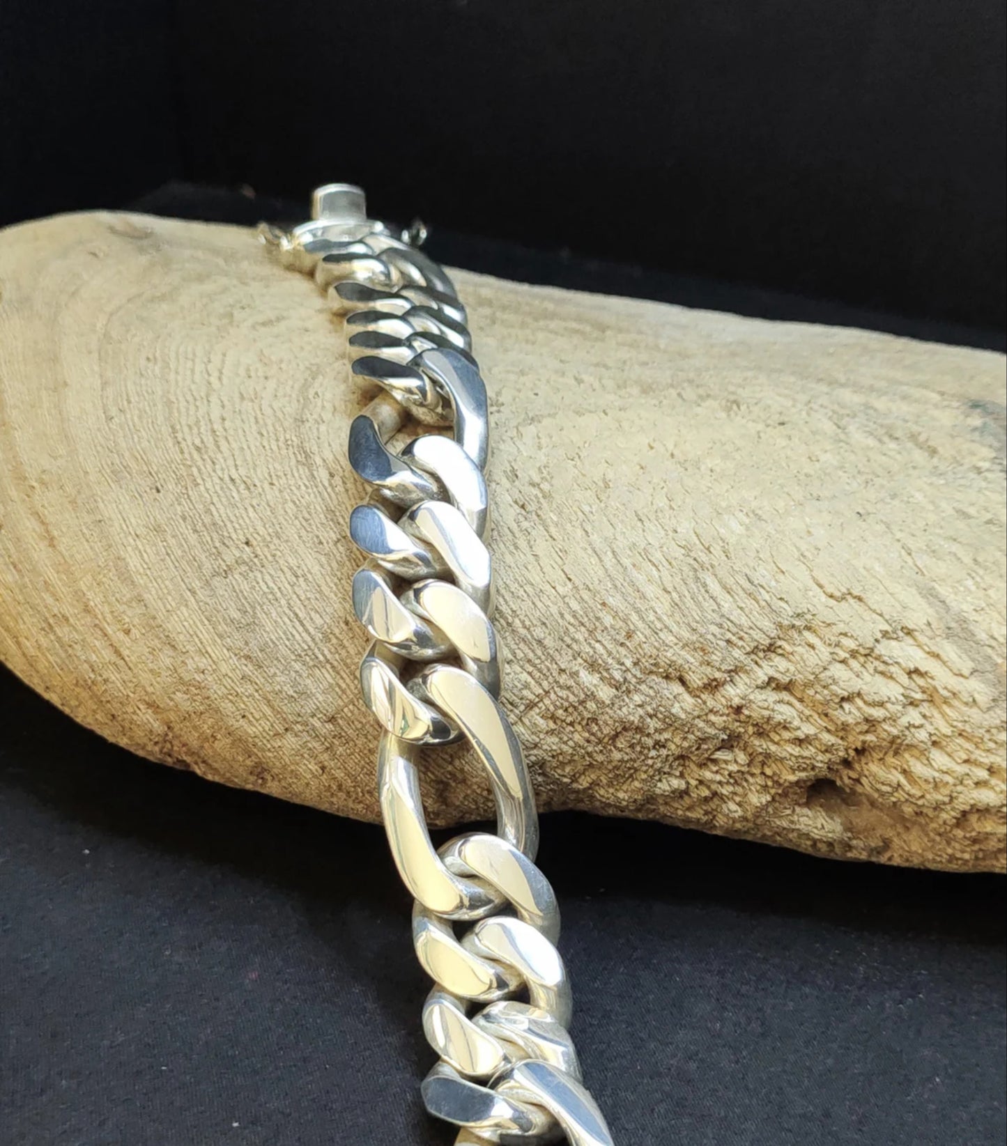 Most Handsome Men Bracelet 20mm
