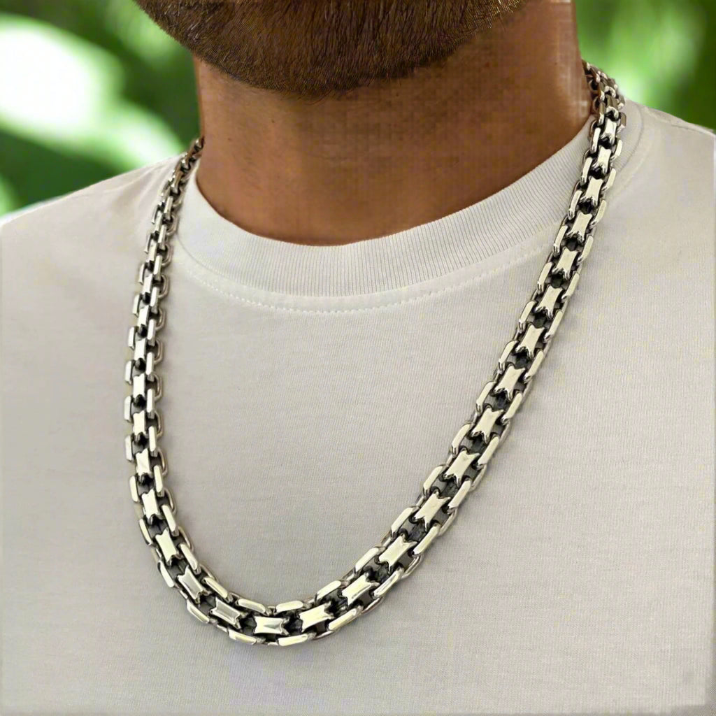 Heavy Barb Wire Necklace