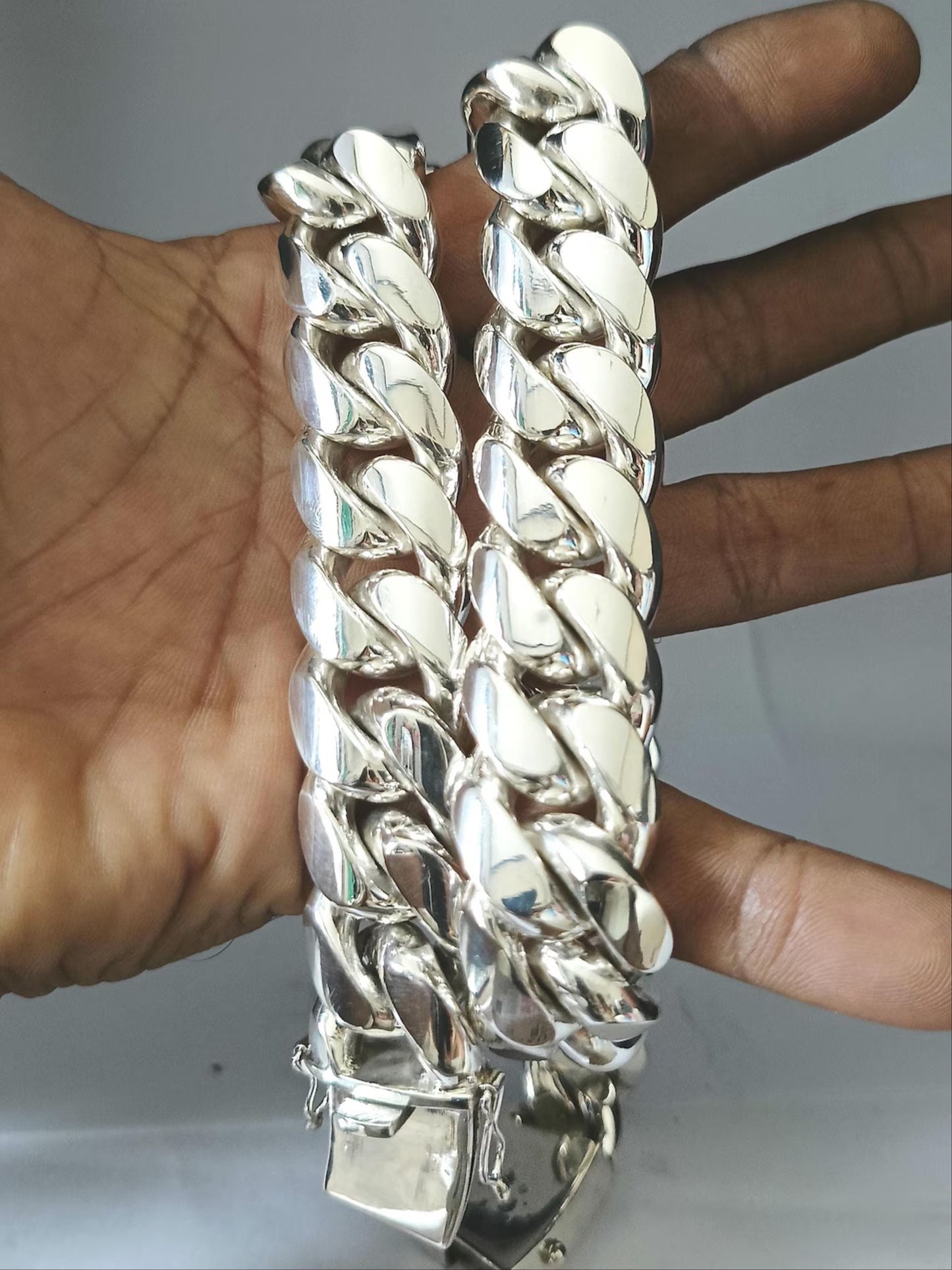 22mm Curb Link Chunky Chain Men