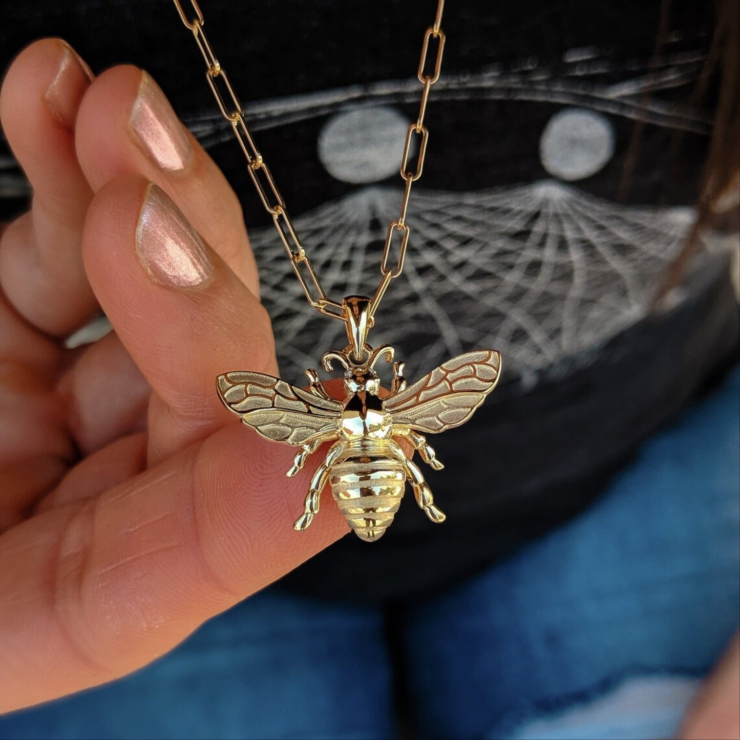 Solid 14k Gold Bee Pendant