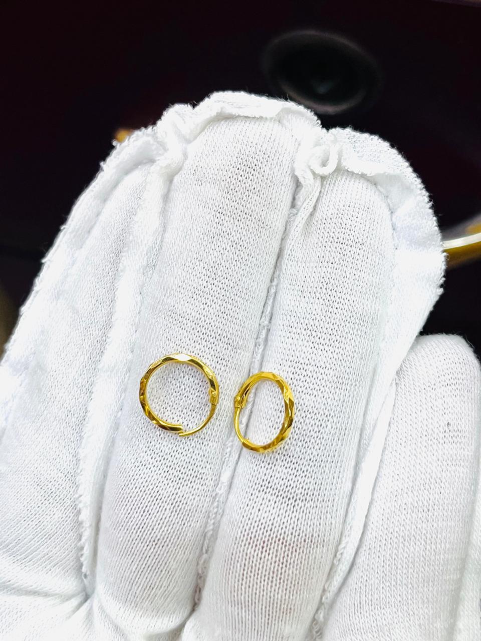 gold hoop earrings Diamond cut