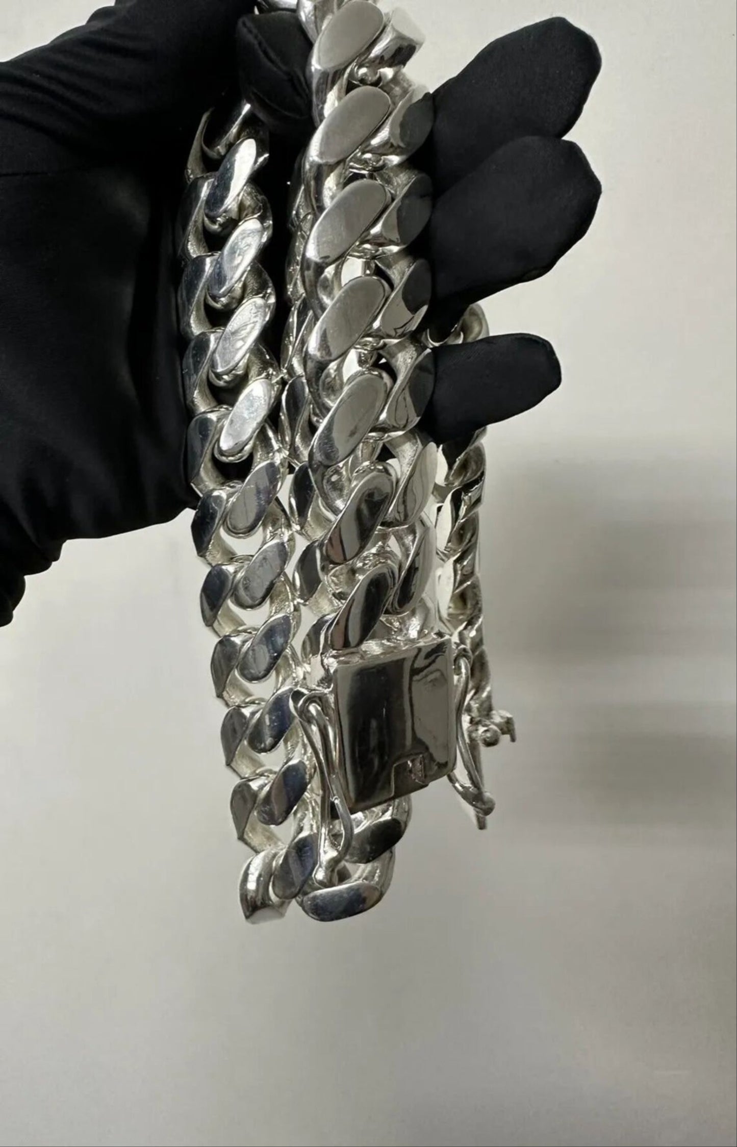 Men's Heavy Silver Cuban Link Chain Necklace