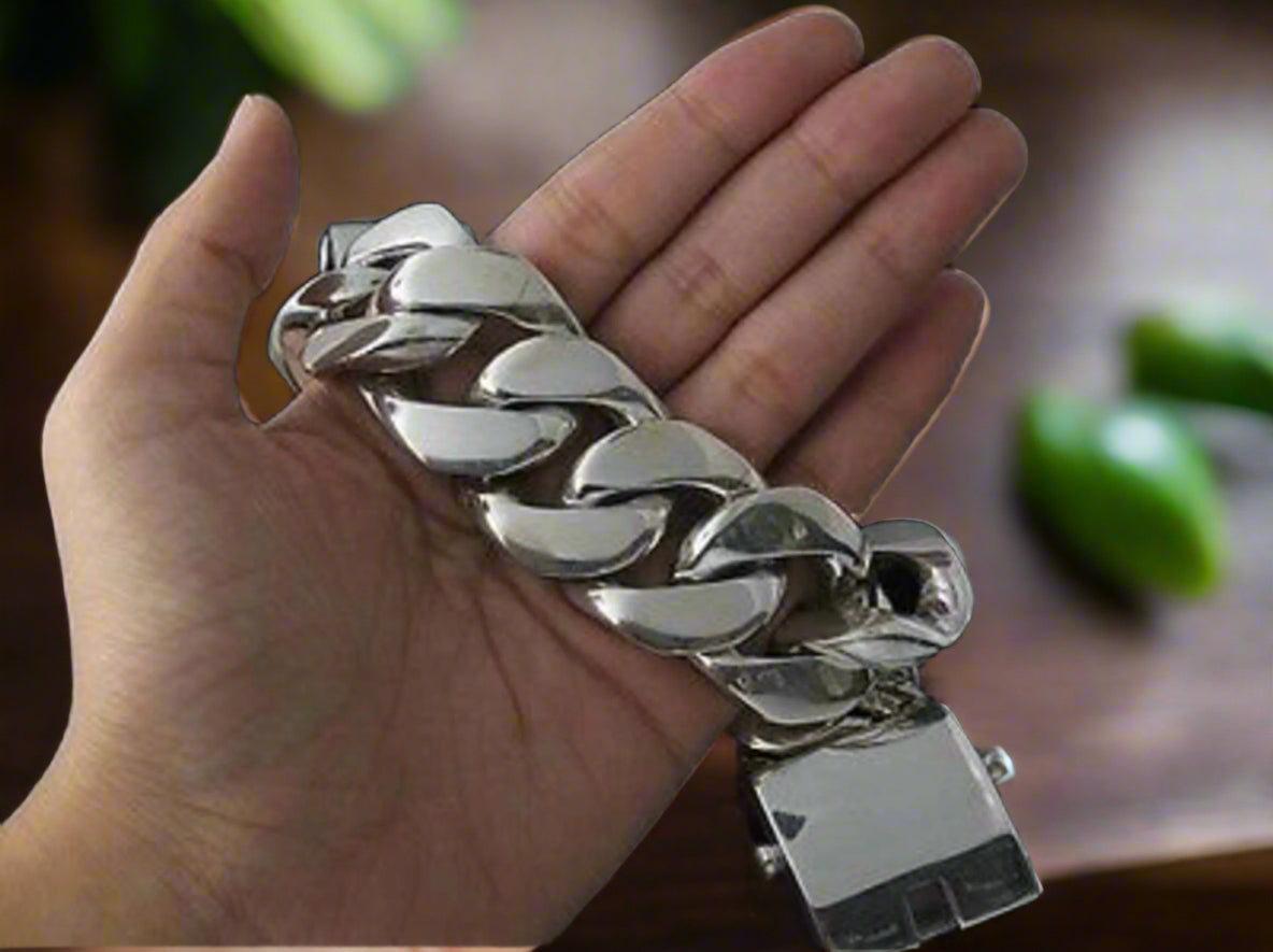Heavy big link bracelet
