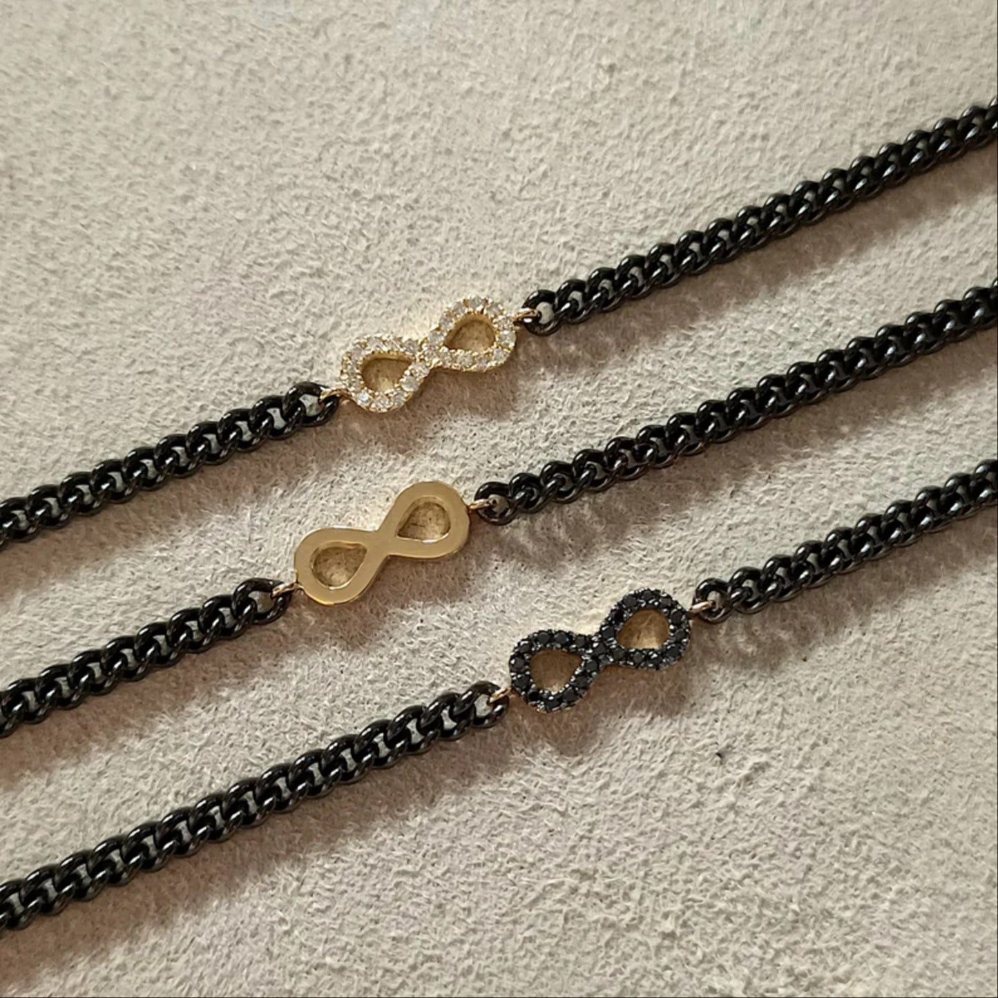 18 Karat Gold Infinity Armband für Männer – Perfektes Geschenk für ihn oder den Freund