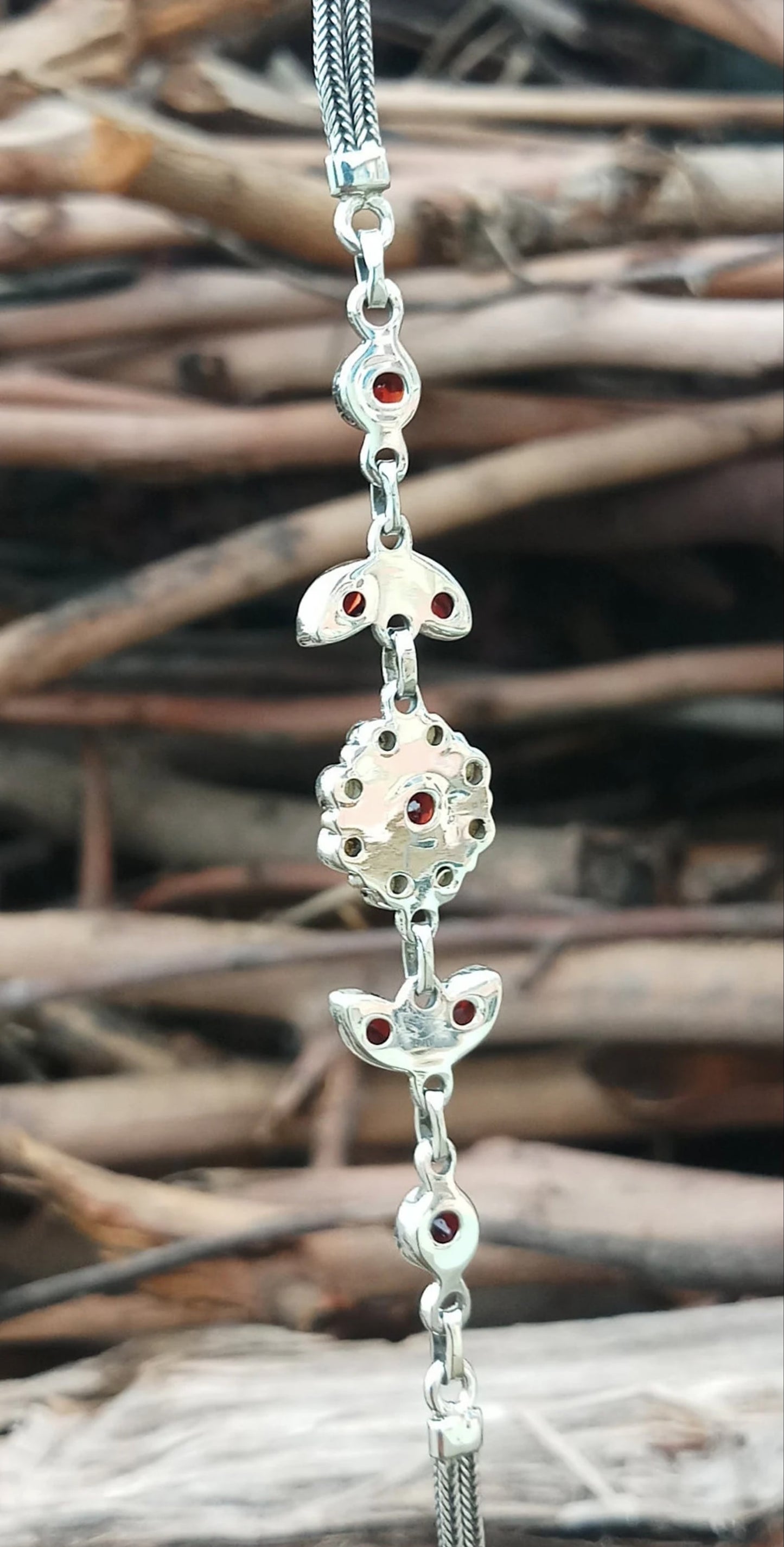 Natural White Pearl and Garnet Bracelet CU21