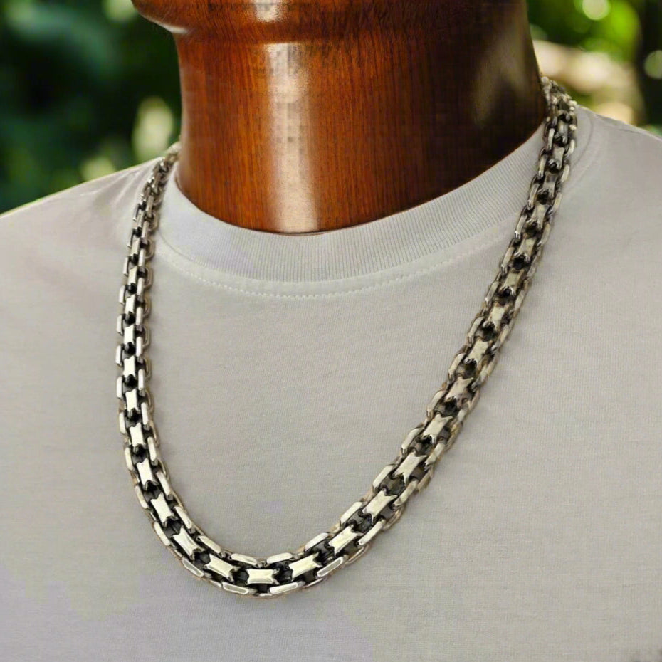 Heavy Barb Wire Necklace