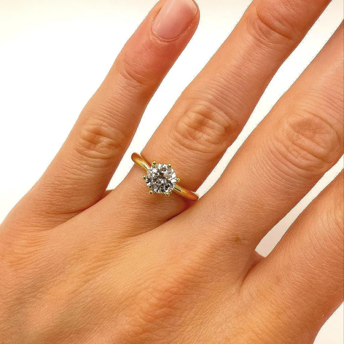 14k Solid Gold Diamond Ring VVS 2 carat