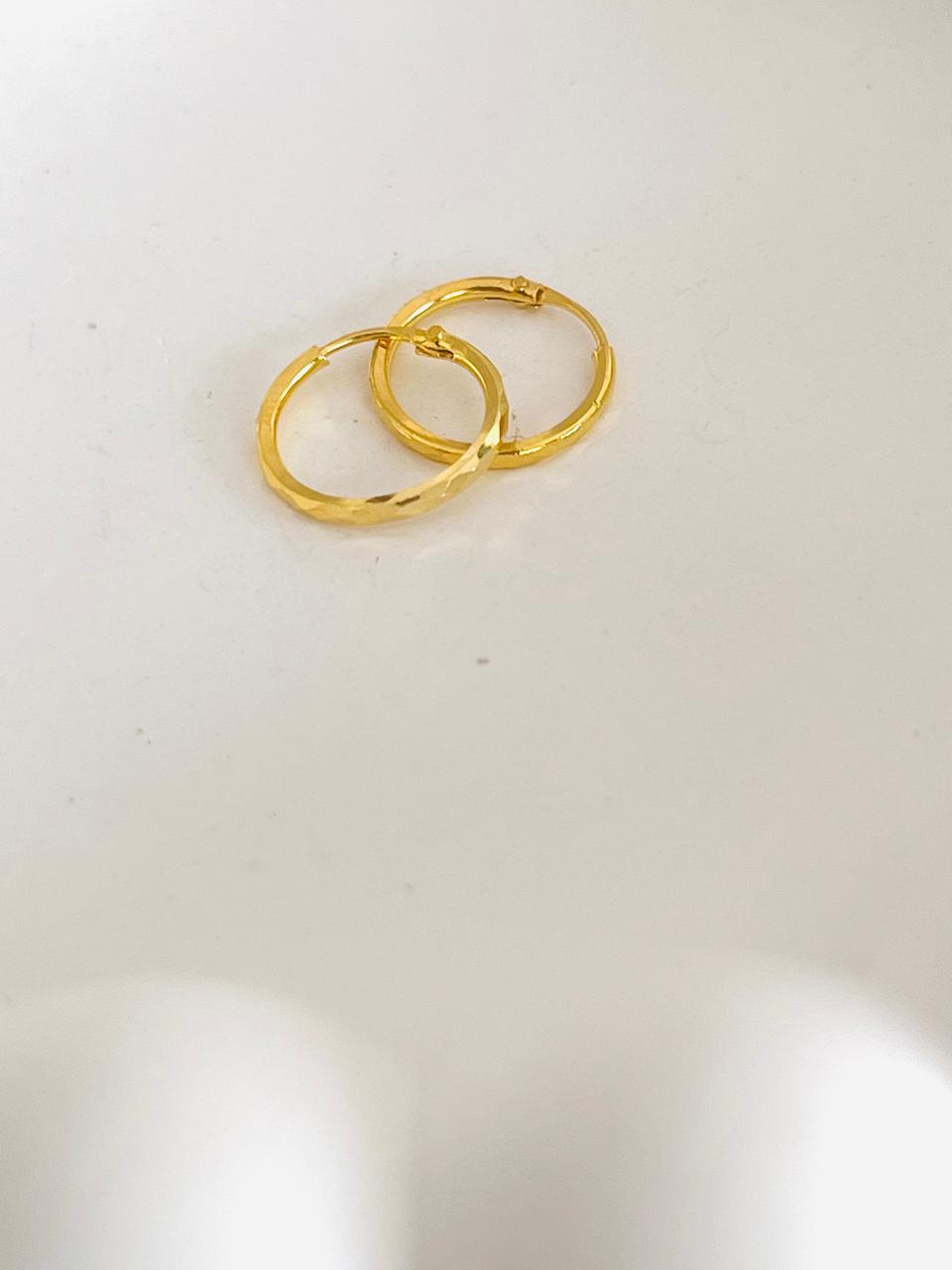 18k Gold Diamond Cut Hoop's Men's