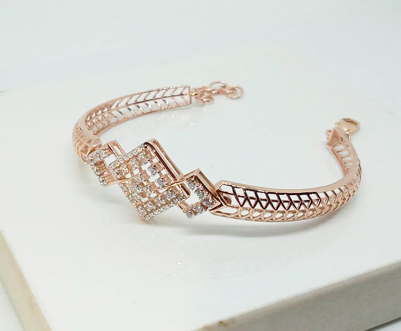 18K Solid Rose Gold Bangle/Bracelet - CUBAN