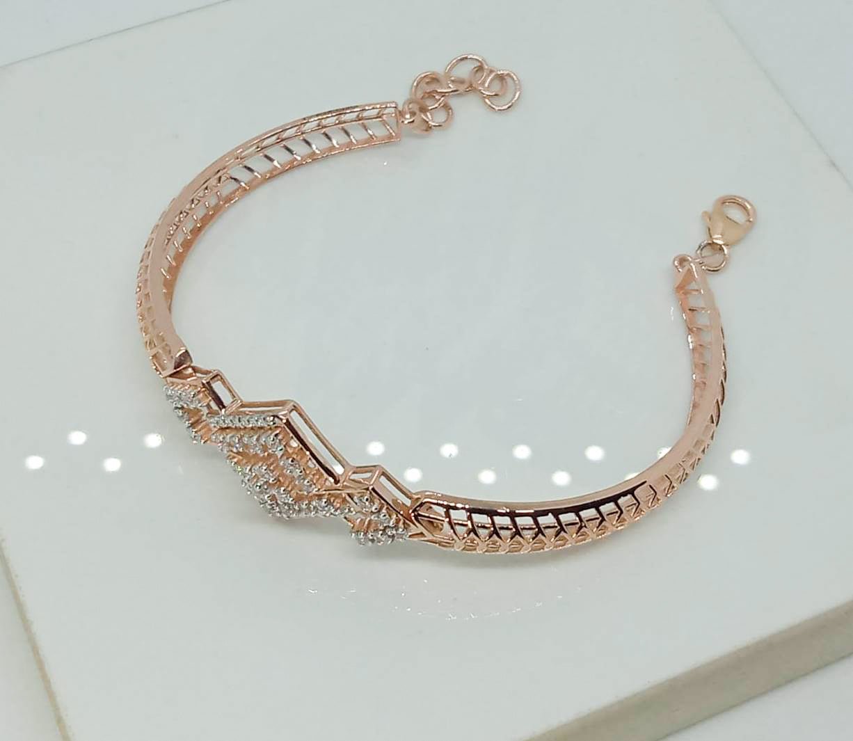 18K Solid Rose Gold Bangle/Bracelet - CUBAN