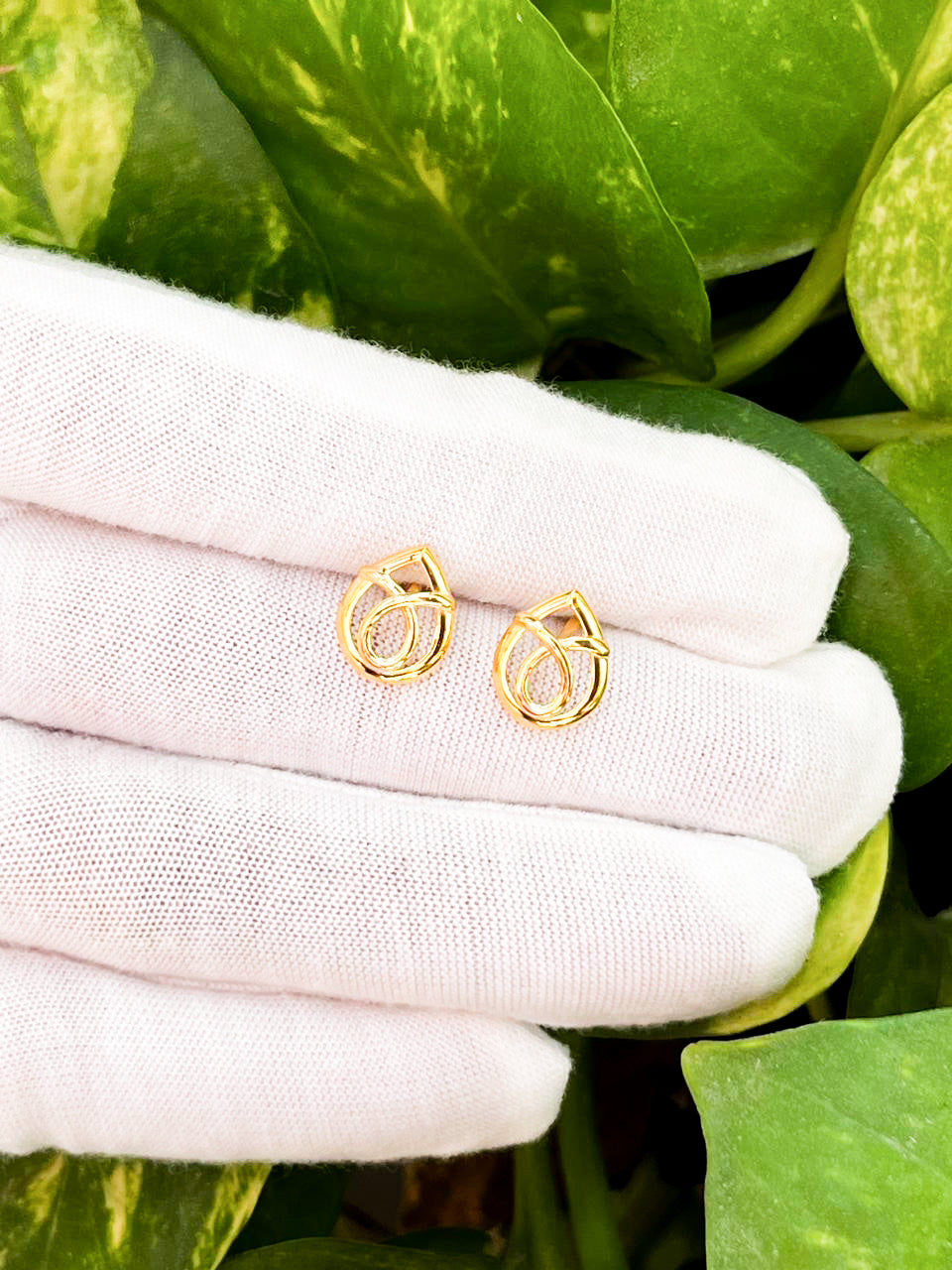 18k solid gold earrings, 18K solid gold studs