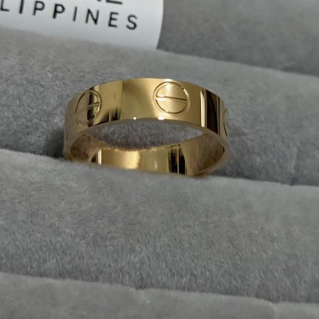 cartier ring- Love Ring