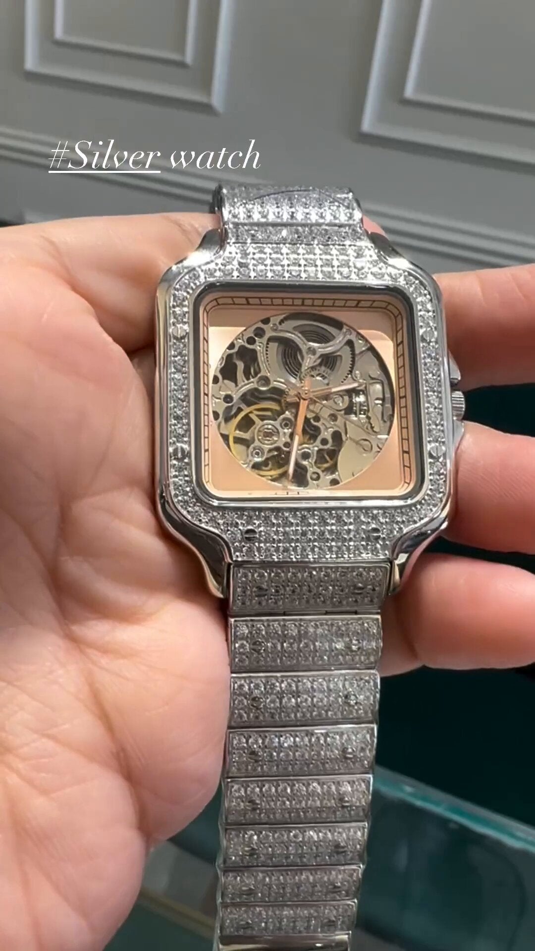 Luxuriöse Iced Out Diamant-Uhr, Größe 8