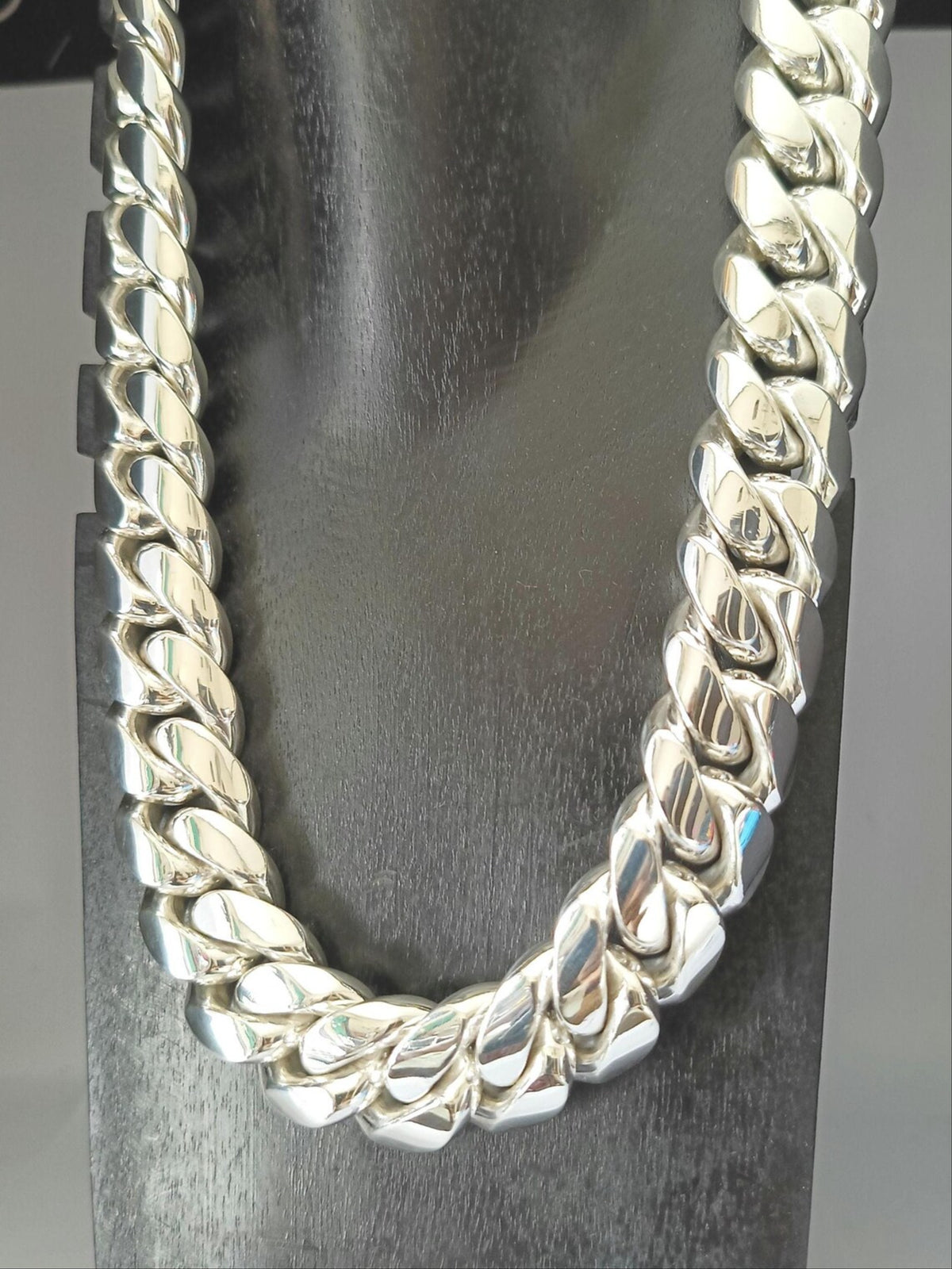 999 Solid Sterling Silver Men's Chain 16mm Wide 400 grams No clasp