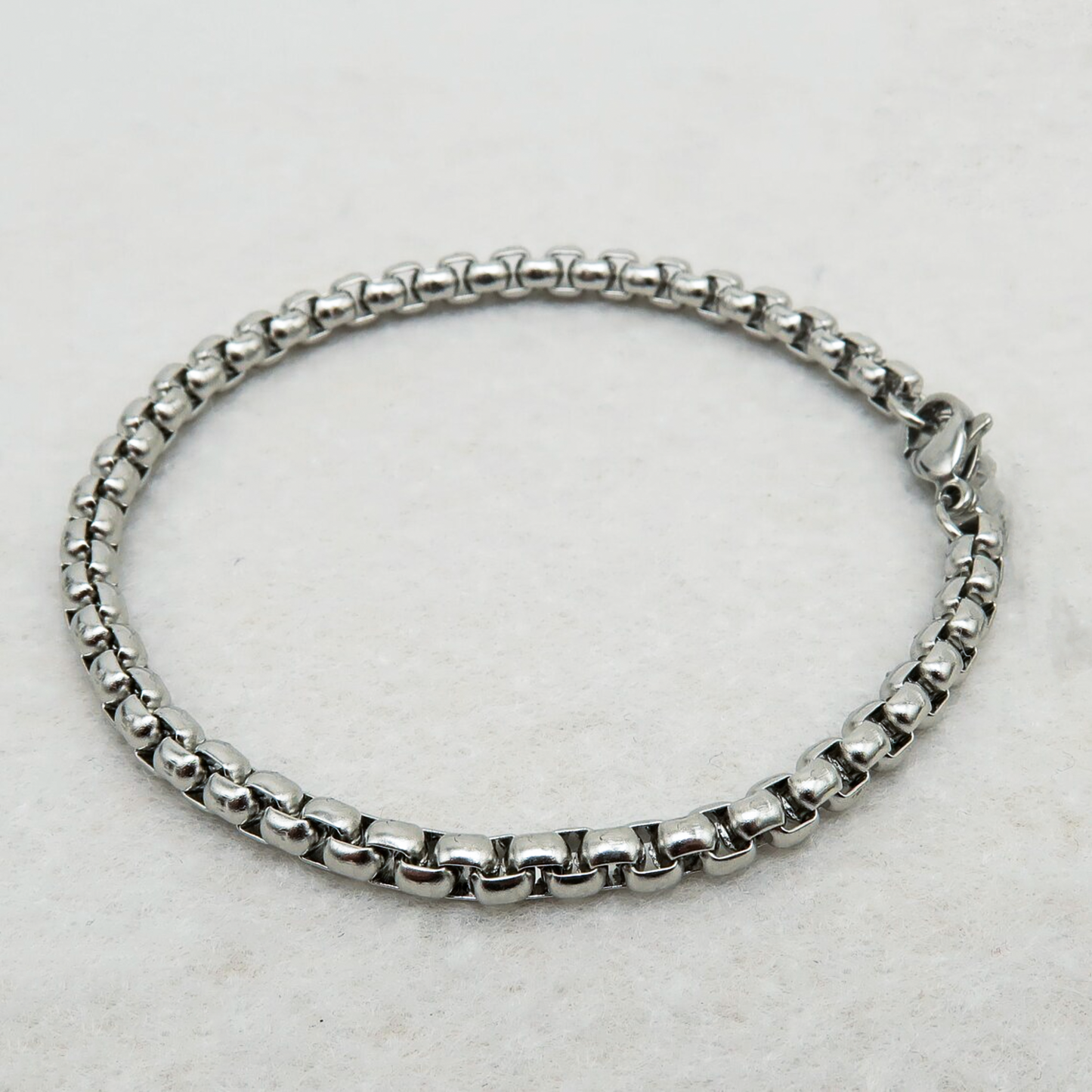 men's-box-chain-bracelet