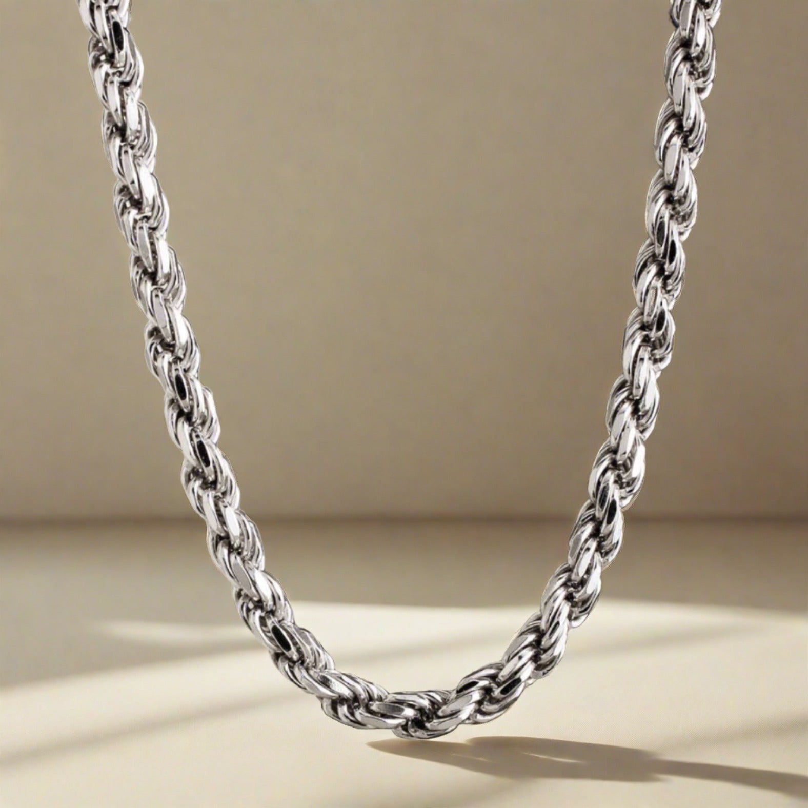 Rope-chain-necklace