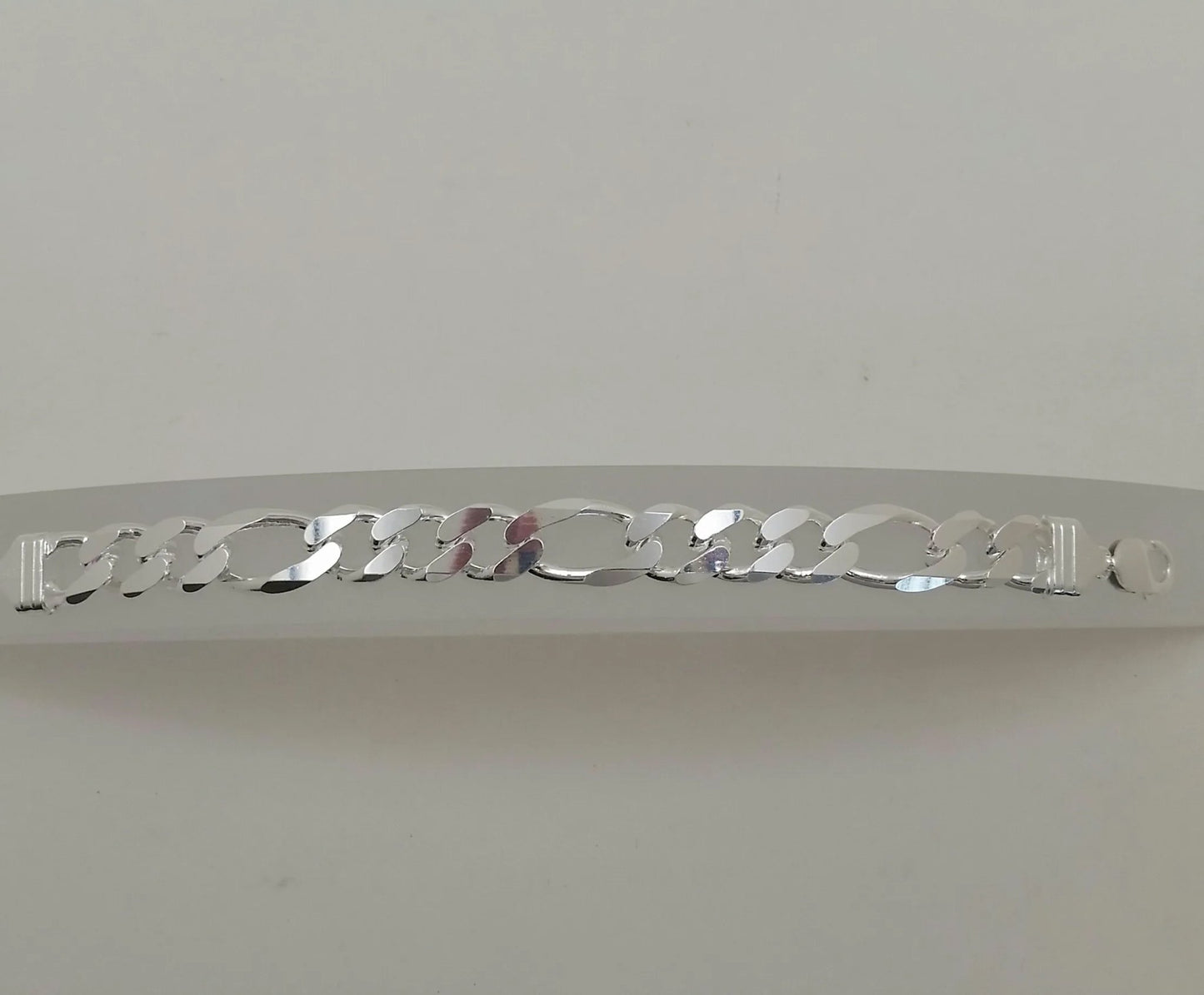 Classic Sterling Silver Figaro Chain Bracelet with Handcrafted Diamond Cut & Convenient Clasp - Solid Silver Jewelry - Unique Gift - CUBAN