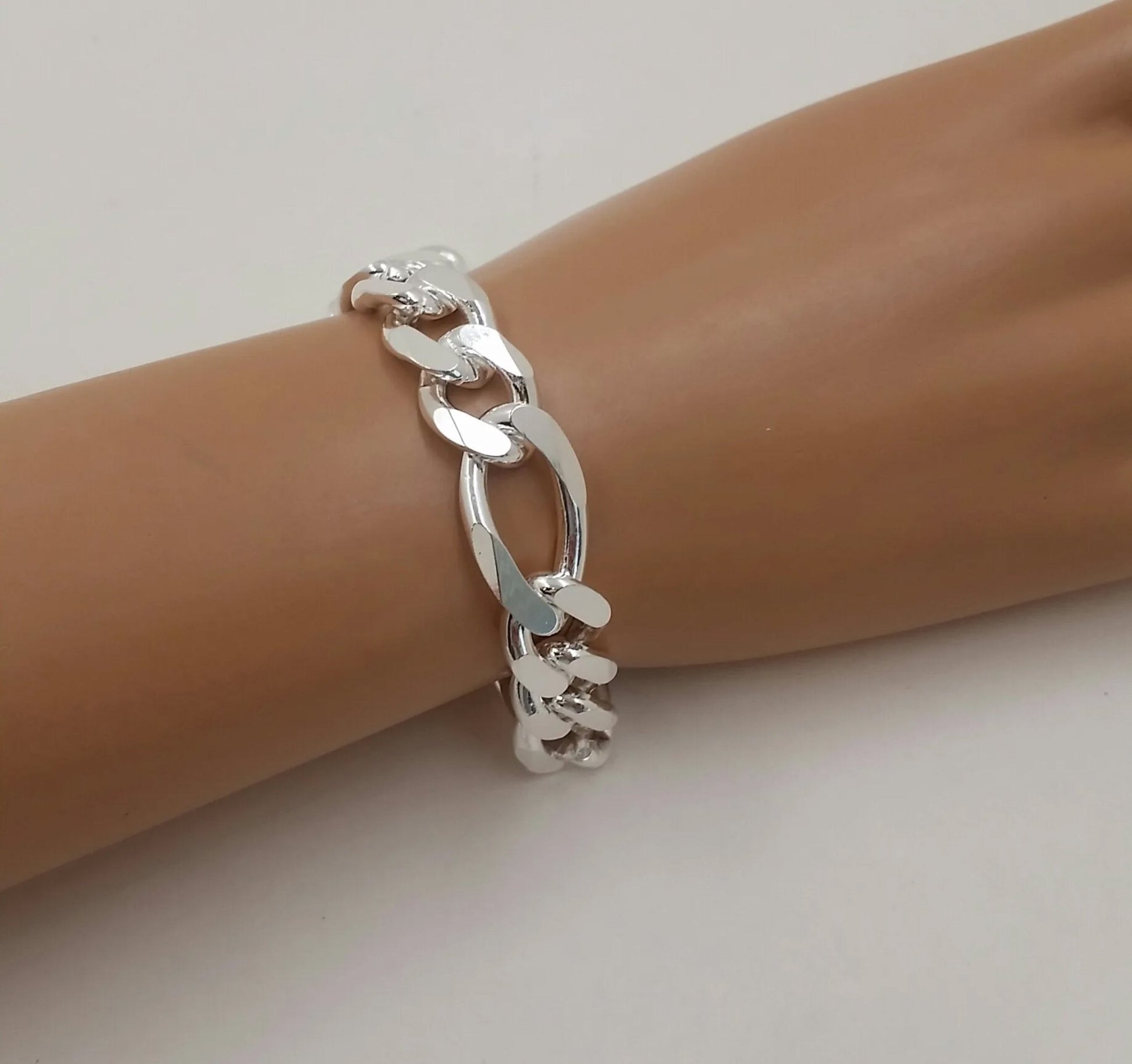 Classic Sterling Silver Figaro Chain Bracelet with Handcrafted Diamond Cut & Convenient Clasp - Solid Silver Jewelry - Unique Gift - CUBAN