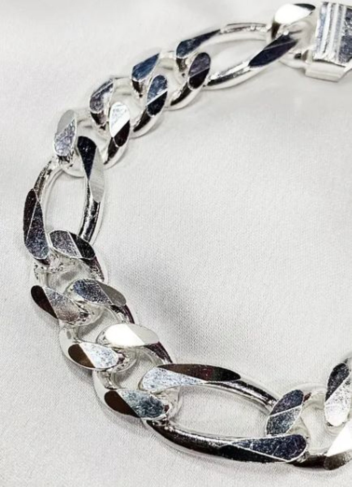 Classic Sterling Silver Figaro Chain Bracelet with Handcrafted Diamond Cut & Convenient Clasp - Solid Silver Jewelry - Unique Gift - CUBAN