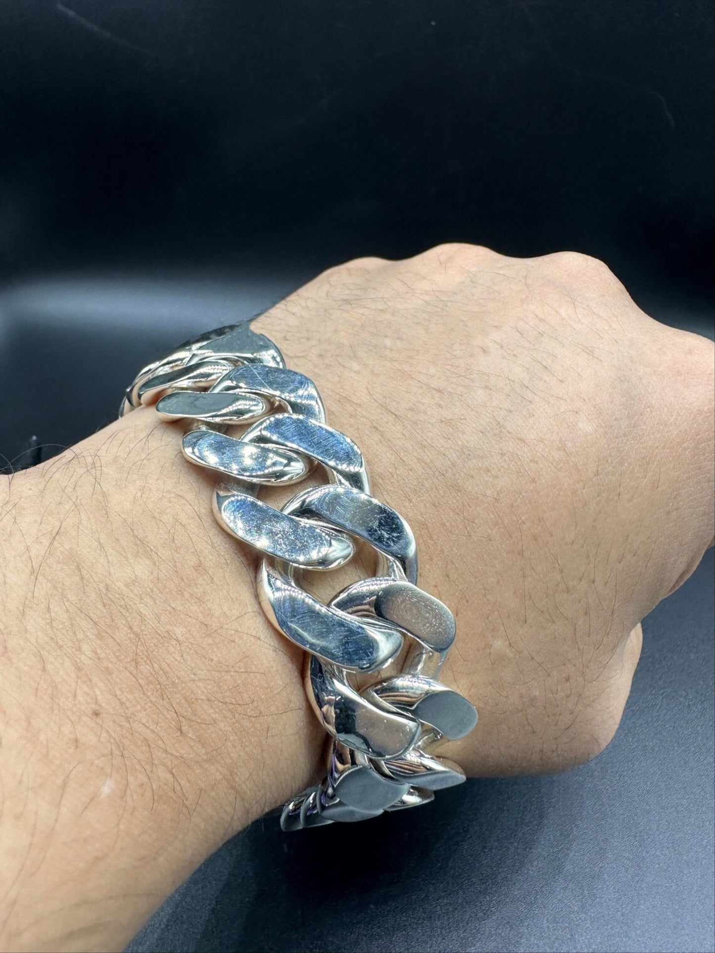 Heavy Curb Link Box Clasp Bracelet 20mm