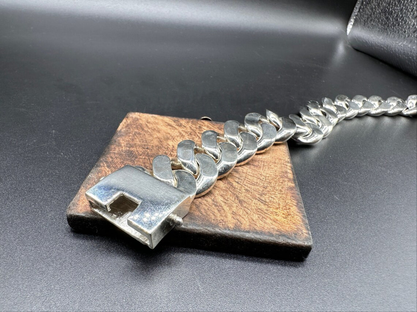 Heavy Curb Link Box Clasp Bracelet 20mm