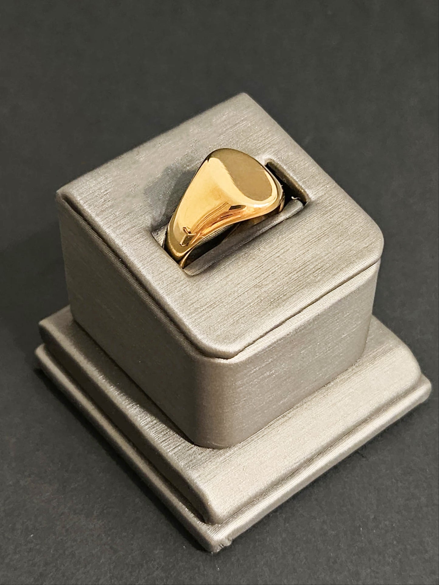 18k Gold Signet Ring-Personalized Ring